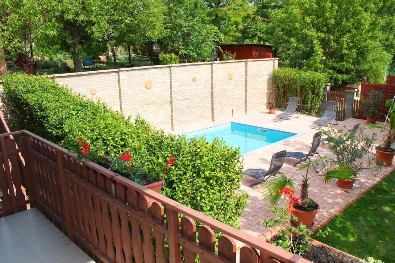 Fonyód Ibolya Apartmanok מראה חיצוני תמונה